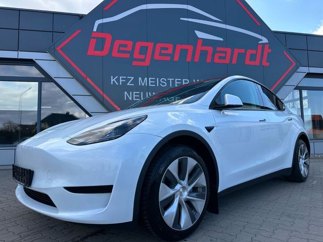 TESLA Model Y Long Range Dual AWD Matrix Wärmepumpe