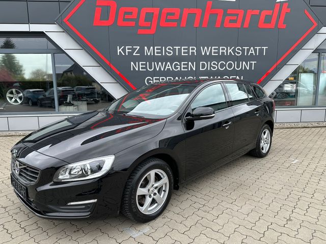 VOLVO V60 Kombi Linje Svart NAV LEDER